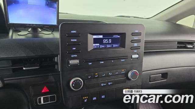 Hyundai Staria Smart, 2023 14