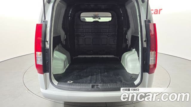 Hyundai Staria Smart, 2023 20