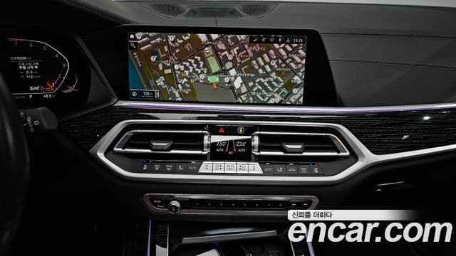 BMW X7 (G07) xDrive 40i M Sport 6인승, 2022 14