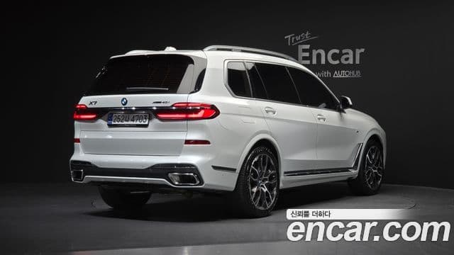 BMW X7 (G07) xDrive 40i M Sport 6인승, 2025 2
