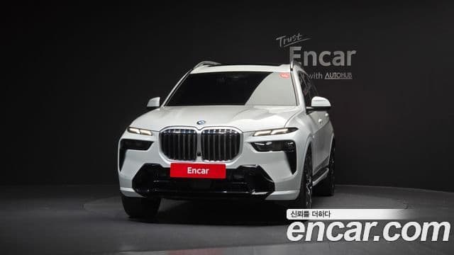 BMW X7 (G07) xDrive 40i M Sport 6인승, 2025 3