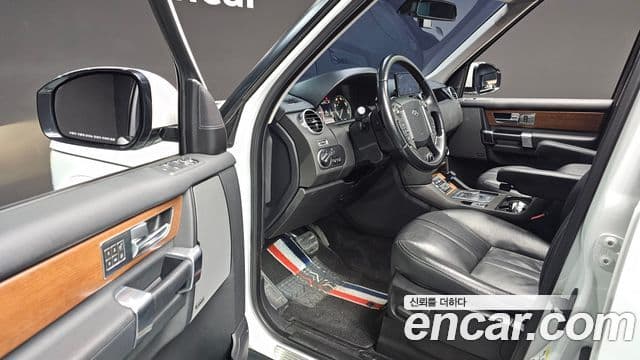 Land Rover Discovery 4 3.0 SDV6 SE, 2016 11