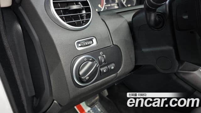 Land Rover Discovery 4 3.0 SDV6 SE, 2016 16