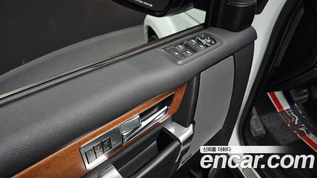 Land Rover Discovery 4 3.0 SDV6 SE, 2016 17