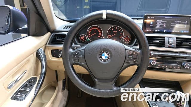 BMW 3시리즈 (F30), 2016 13