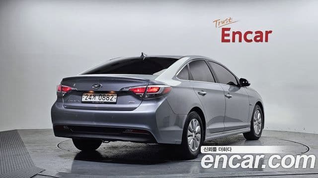 Hyundai LF Sonata гибрид Modern, 2016 2