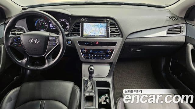 Hyundai LF Sonata гибрид Modern, 2016 7