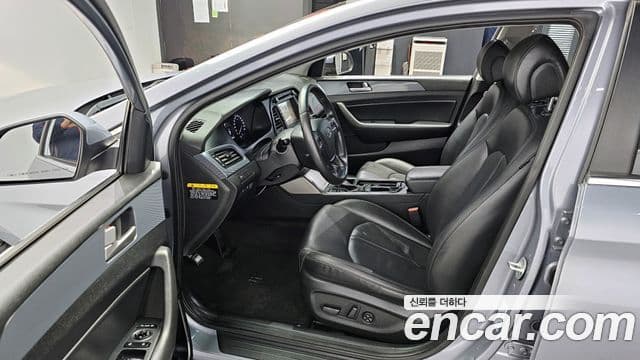 Hyundai LF Sonata гибрид Modern, 2016 10