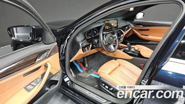 BMW 5시리즈 (G30) 520i M Sport, 2022 10