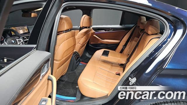BMW 5시리즈 (G30) 520i M Sport, 2022 11