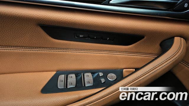 BMW 5시리즈 (G30) 520i M Sport, 2022 12