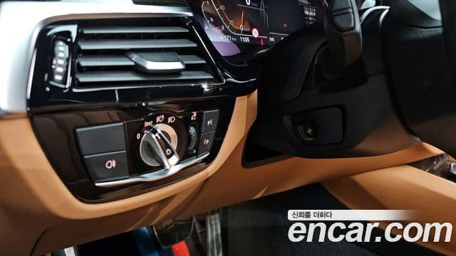 BMW 5시리즈 (G30) 520i M Sport, 2022 13