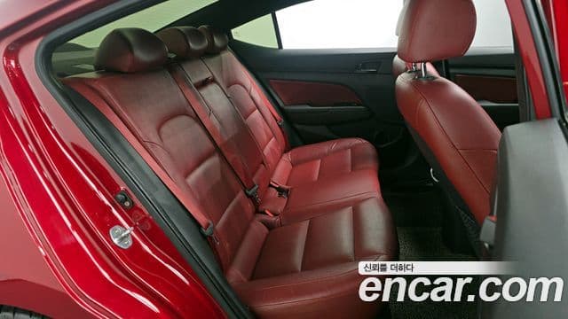 Hyundai Avante AD Extreme Selection, 2017 12