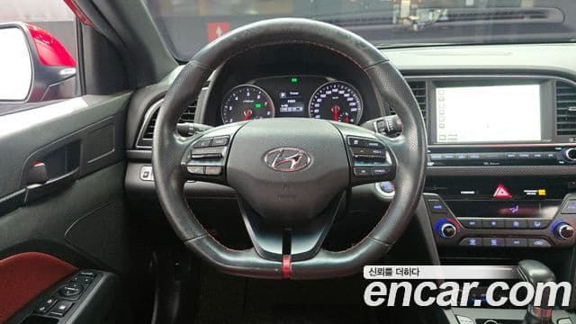 Hyundai Avante AD Extreme Selection, 2017 13