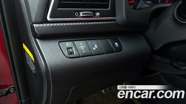 Hyundai Avante AD Extreme Selection, 2017 17