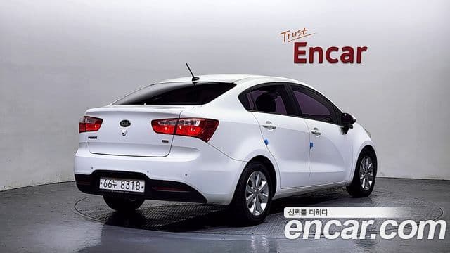 Kia All New Pride Luxury, 2013 2