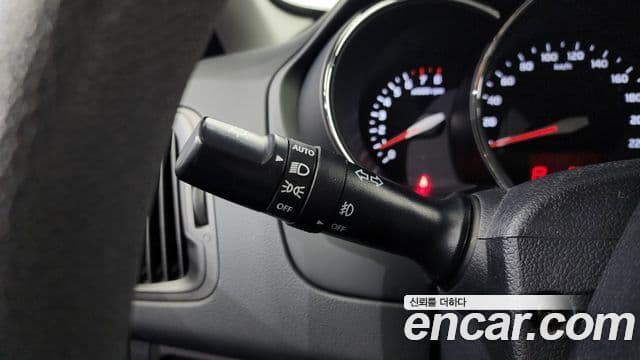 Kia All New Pride Luxury, 2013 16