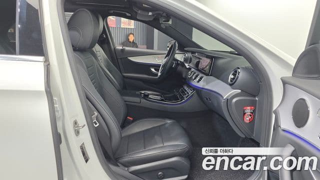 Mercedes-Benz E-класс W213 Avantgarde, 2021 11