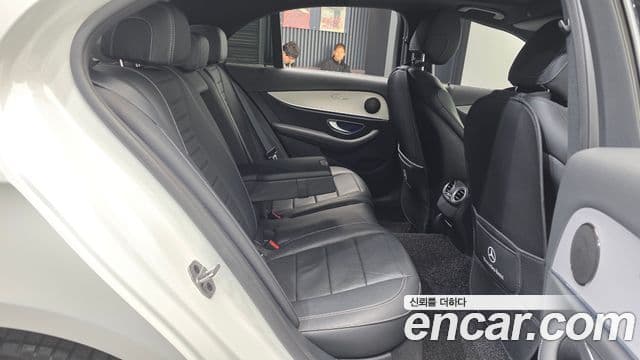 Mercedes-Benz E-класс W213 Avantgarde, 2021 12