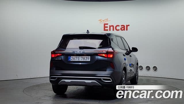 Kia Seltos Prestige, 2023 4