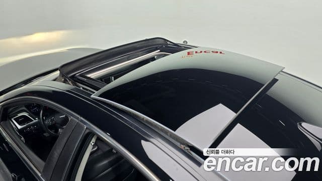 Genesis G80 Premium Luxury, 2017 17