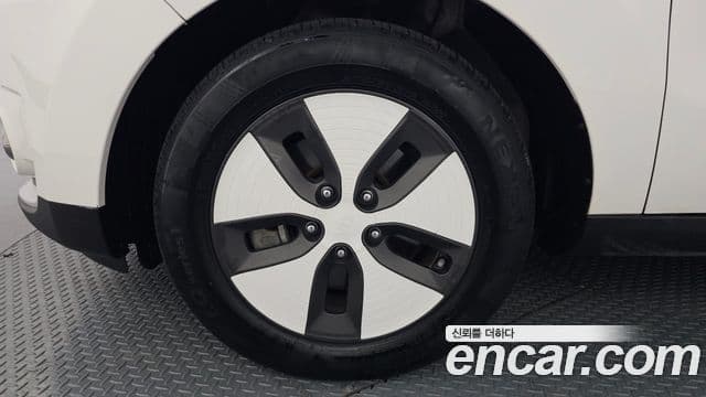 Kia Soul EV, 2018 все фото