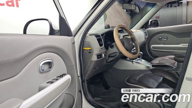 Kia Soul EV, 2018 10