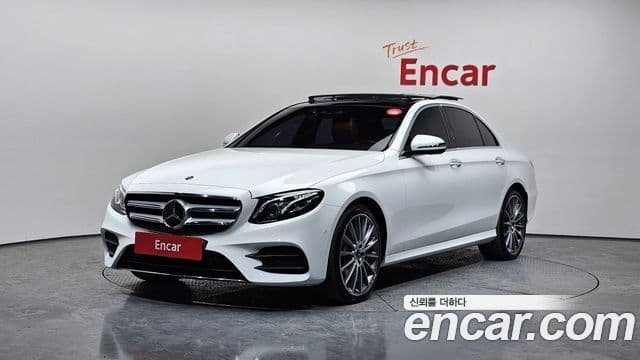 Mercedes-Benz E-класс W213 AMG Line, 2020 1