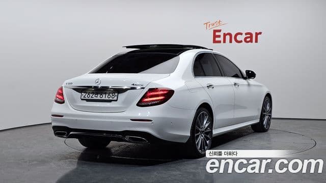 Mercedes-Benz E-класс W213 AMG Line, 2020 2