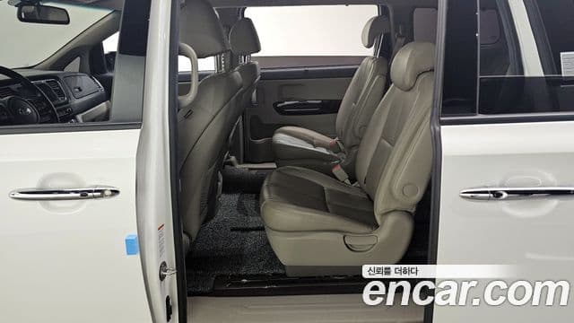 Kia The / новый New Carnival Noblesse, 2019 11