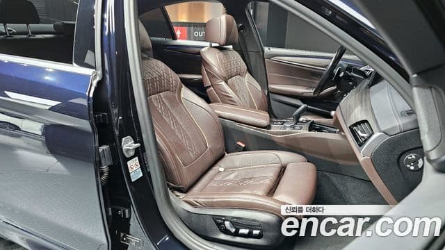 BMW 5시리즈 (G30) 530i M Sport, 2021 10