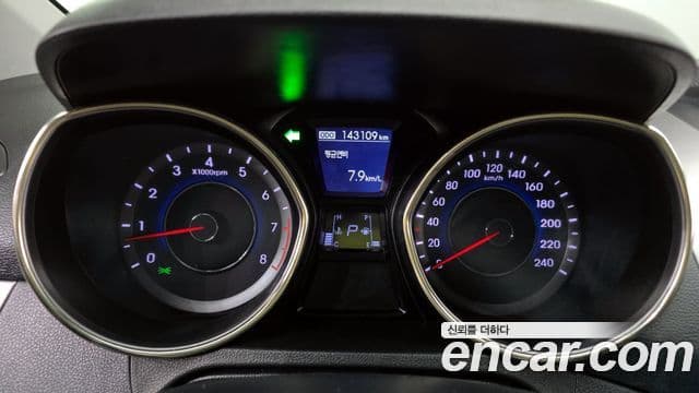 Hyundai Avante MD Premier, 2011 8