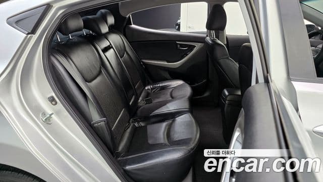 Hyundai Avante MD Premier, 2011 12