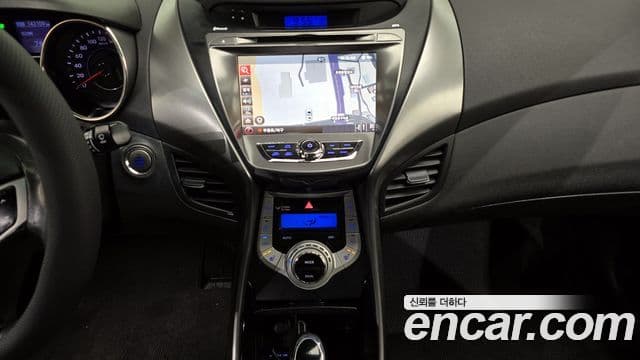 Hyundai Avante MD Premier, 2011 16