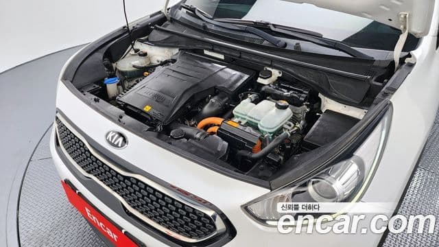 Kia Niro Prestige, 2017 6