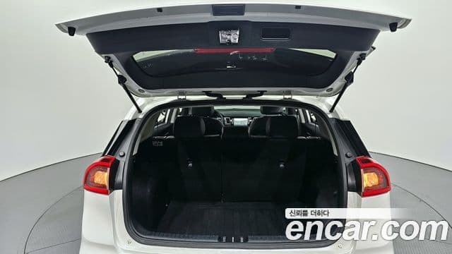 Kia Niro Prestige, 2017 20