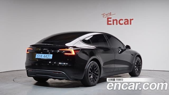Tesla модель 3, 2025 2
