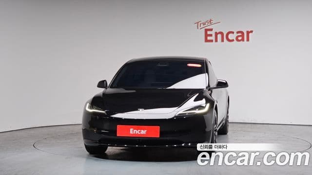 Tesla модель 3, 2025 3