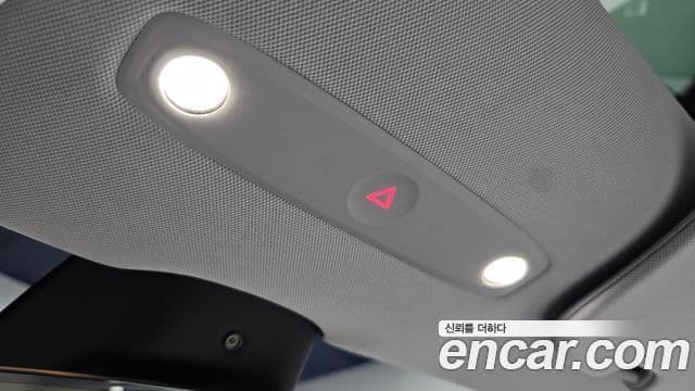 Tesla модель 3, 2025 9