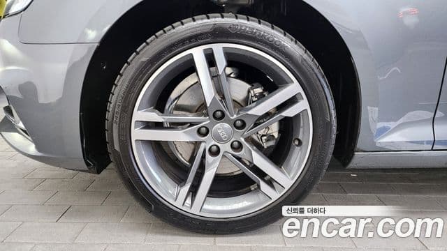 Audi A4 (B9) Premium, 2019 все фото