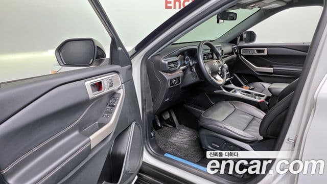 Ford Explorer 6세대 2.3 Limited 4WD, 2023 11