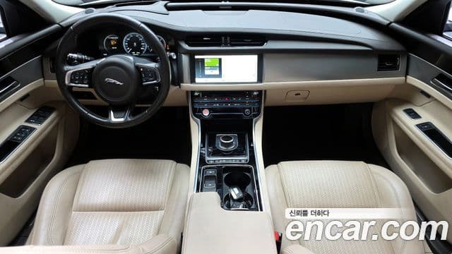 Jaguar XF (X260) 20d Prestige AWD, 2018 7