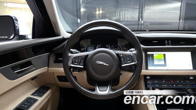 Jaguar XF (X260) 20d Prestige AWD, 2018 13