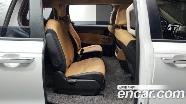 Kia Carnival 4세대 Prestige, 2023 12