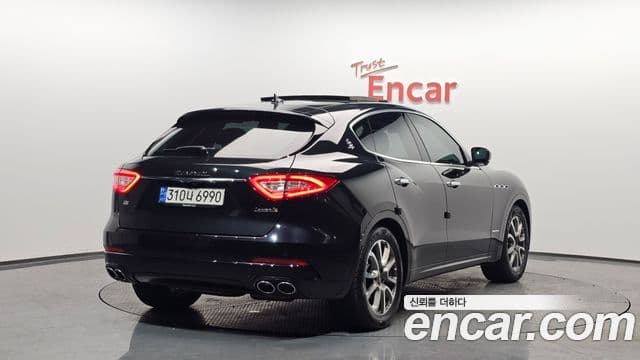 Maserati Levante 3.0 AWD GranLusso, 2020 2