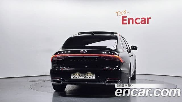 Hyundai The / новый New Grandeur IG Exclusive, 2020 4