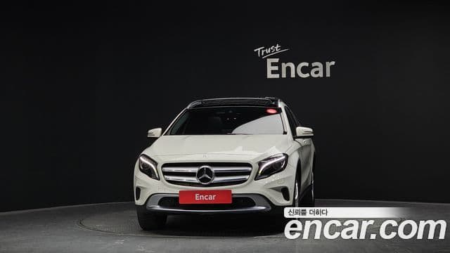 Mercedes-Benz GLA-класс X156 GLA200 d, 2017 3