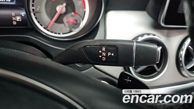 Mercedes-Benz GLA-класс X156 GLA200 d, 2017 9