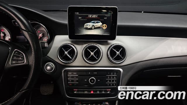 Mercedes-Benz GLA-класс X156 GLA200 d, 2017 14