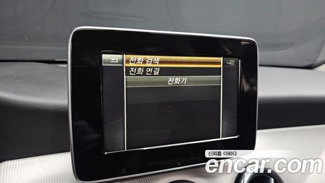 Mercedes-Benz GLA-класс X156 GLA200 d, 2017 15